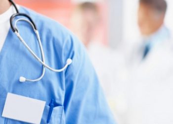 “ან დედა არ ხარ, ან ჰიპოკრატეს ფიცი არ დაგიდია, რომ  სიცხიანი ბავშვით ძაღლივით გამოგვაგდე?” – მოქალაქის წერილი ექიმს