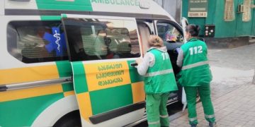 რუსთავში მამაკაცი ფუნთუშის ჭამის დროს გარდაიცვალა