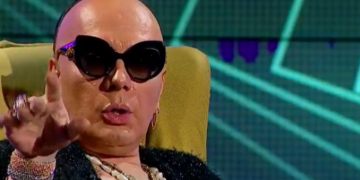 “კვდები და იმედია ჩაძაღლდები,ხო გრჩება ოხრად ყველაფერი, ხო კვდები და ძაღლდები…”- ვის მიმართავს გია სურამელაშვილი