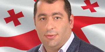 ” შენ ფსკერი ჩახიე და ამას იმსახურებ ” – გიორგი ონიანი