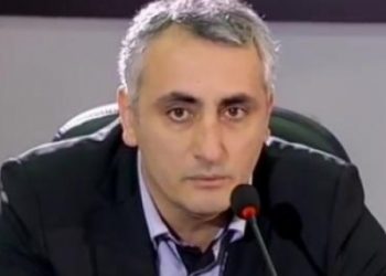 “პოლიციელებო, თქვენ კოლეგას იარაღი და ხელყუმბარა ჩაუდეს…” – გუნავა