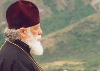 “დღეს ვირჩევთ მომავალს” – კათოლიკოს-პატრიარქმა საკუთარი არჩევანი დააფიქსირა.