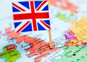 24 ოქტომბრიდან ინგლისი ტურისტებისთვის ჩასვლის პირობებს ამარტივებს