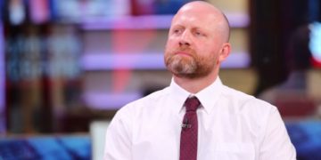 “თუ გეზარებათ ან ვერ ახერხებთ არჩევნებზე წასვლას, გამოგივლით და მიგიყვანთ” – ჯაფარიძე