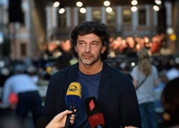 “მძიმე წუთები უდგას საქართველოს, ყველა შეგვძრა ბათუმში მომხდარმა საზარელმა შემთხვევამ” – კალაძე