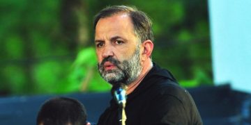 „ეს მარაზმი და სიგიჟე, ერთი და იგივე უბედურების ყურება, არ დამთავრდება არასოდეს!“