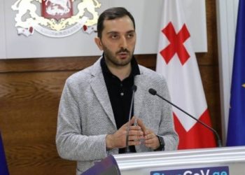 “ეს კოვიდტალღებისკენ მიგვაქანებს და სერიოზული პროპლემაა” – კულუმბეგოვი