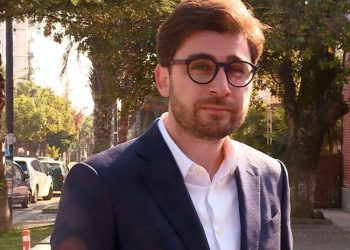 “მამა ჩემ სანახავად მოვიდა, დედა დამკვირვებელია” – ფოთის მერობის “ოცნების” კანდიდატი