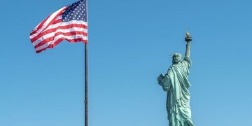 აშშ ეძებს ნებისმიერ ადამიანს, ვინც სუნთქავს და მუშაობა შეუძლია – trip.com-ის მარკეტ-მენეჯერი