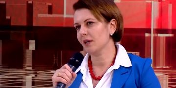 ნონა მამულაშვილი – ვურჩევ „ქართულ ოცნებას“, დროზე მოვიდეს გონს, სულ თმებით გამოვათრევ კობახიძეს