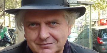 “დროა, კოვიდ ტურიზმზე ვიფიქროთ, სანამ გადასაყრელი გახდება ეს სიმწრით შემოტანილი ვაქცინა” – პაატა ქურდაძე