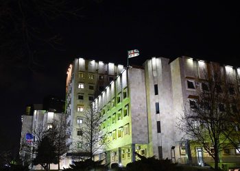 პროკურატურამ მსჯავრდებულ მიხეილ სააკაშვილის მიერ საქართველოს სახელმწიფო საზღვრის უკანონოდ გადმოკვეთის ფაქტზე, დანაშაულის დაფარვის მუხლით ერთ პირს ბრალდება წარუდგინა