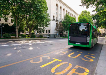 რუსთაველის გამზირი გადაიკეტა – როგორია ალტერნატიული მარშრუტი