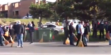 ბრძოლა ცოცხებით – ვინ არიან ადამიანები, ვინც შიდა ქართლში აქციის მონაწილეებს თავს ესხმოდა