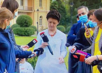 წულუკიანმა „მთავარ არხს“ წართმეული მიკროფონი დაუბრუნა