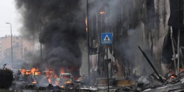 მილანში თვითმფრინავი შენობას დაეჯახა – დაიღუპა ბორტზე მყოფი ყველა ადამიანი