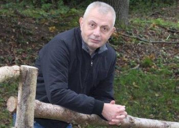 “მეც ამ “შუაშისტთა კოჰორტის” წარმომადგენელი ვიყავი, თუმცა, ნაცობა სირცხვილია” – ანჯაფარიძე