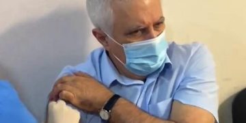 ამირან გამყრელიძე „ფაიზერის“ ვაქცინის ე.წ. ბუსტერ დოზით აიცრა