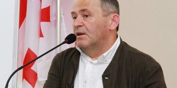 „ქალბატონო სალომე, გააუქმეთ ღირსების ორდენი და მედალი!“ – იოსებ ჭუმბურიძე პრეზიდენტს