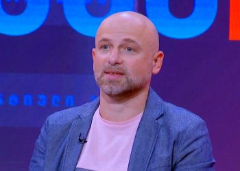 “ეს ჩვენი პრემიერი ნამეტნავად მშიშარა გამოდგა” – მერაბ მეტრეველი