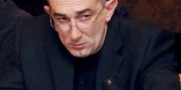 “აპირებენ რაღაც გრანდიოზულს! – აფხაზებთან და რუსებთან მოლაპარაკებულები არიან” – ლაშა ამირეჯიბი (ვიდეო)