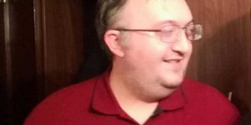 ადვოკატი ალექსი რუსია კოვიდით გარდაიცვალა