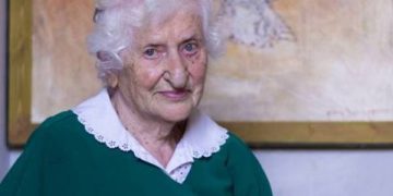 მკვლელთან ერთად ბრმაცაა, ყრუც და ყრუ-მუნჯიც-ლამარა აბჟანდაძე