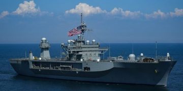 ბათუმის პორტში 2 ამერიკული სამხედრო ხომალდი Mount whitney და Porter შემოვიდა