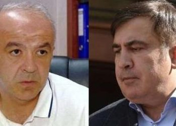 „გაურკვეველი წარმოშობის ავანტიურისტი მათხოვარი… ტიპი დასცინის და ესენი გლოვობენ“ – მირიან ნიკოლაძემ სააკაშვილი მიწასთან გაასწორა