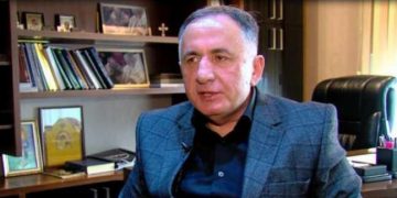 შიმშილობა რომ შველოდეს, დავჯდებოდი, თურნავას შვეიცარიის დონის ეკონომიკას მოვთხოვდი – ბეჟან წაქაძე