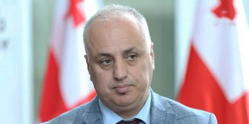 „ელენე ხოშტარია რეალურად შიმშილობს და მისი მდგომარეობა დღითიდღე საყურადღებო ხდება“ – დიმიტრი ხუნდაძე