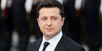 ვოლოდიმირ ზელენსკი აცხადებს, რომ სრულად ვაქცინირებული ყველა მოქალაქე სახელმწიფოსგან ათას გრივნას (38 დოლარს) მიიღებს