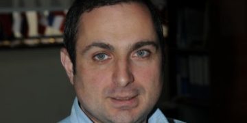 „იქნებ ვცდები, იქნებ გონება და რწმენა არ მყოფნის, იქნებ არასწორ მხარეს ვდგავარ“ – თენგო გოგოტიშვილი