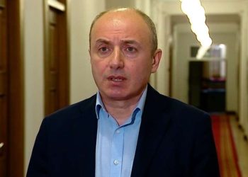 „მისი შიმშილობა სპეკულაცია რომ იყო, ეს დადასტურდა იმითაც, რომ 40 დღეზე მეტი მოშიმშილე ადამიანი ბადრაგის თანამშრომელს უსწორდება“- გურამ მაჭარაშვილი