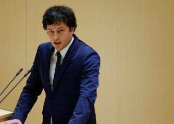 ქვეყანა გამუდმებით ვერ ისაუბრებს იმაზე, ვინ როდის ჭამს და არ ჭამს – ირაკლი კობახიძე