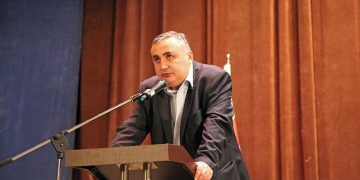 „დღეს ამას ის ხალხი აკეთებს , ვინც იმ დროს ან მიშა მიშას ბღაოდა, ან ტაშს უკრავდა ან ხელის ბიჭი იყო“ – ირაკლი მელაშვილი