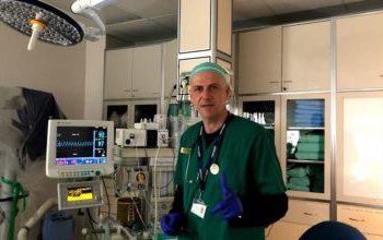 “არც ის მინდა ვინმემ ისე გაიგოს, თითქოს გაშინებთ, უბრალოდ გაფრთხილებთ…” – რას ამბობს “ომიკრონ” შტამის შესახებ ისრაელში მცხოვრები ქართველი ექიმი