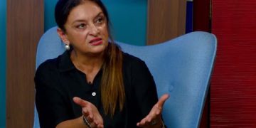 “ამ სირთაოზამ 7ნოემბერი რატომ მოუწყო ქართველ ხალხს იმაზე უნდა ისაუბროს თუ ამ ლაყაფს უნდა ვუსმინოთ?!“ – ხათუნა ხოფერია