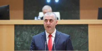 ფინანსთა მინისტრი: იანვრიდან საჯარო დაწესებულებაში მომუშავე პირებს ხელფასები გაეზრდებათ