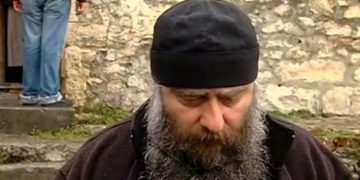 მივმართავ ქალბატონ ნინო ლომჯარიას, მოგვხედოს! – ბერი ათინოგენე