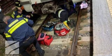 მეტროს ლიანდაგებში ადამიანი ჩავარდა – პირველ ხაზზე მოძრაობა დროებით შეჩერებულია