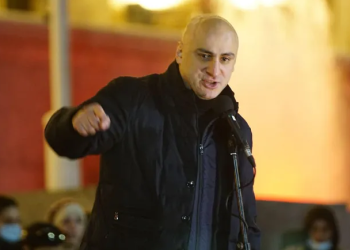 დააკონკრეტოს ვის გულისხმობს – ნიკა მელია კახა კუჭავას სკანდალურ განცხადებას გამოეხმაურა