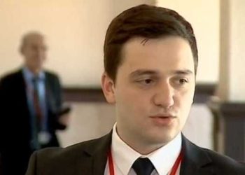 9 მილიონი ლარი, რაც წარმოადგენს ბრალდების საგანს, ემსახურებოდა პრეზიდენტის, მისი ოჯახის წევრების, სამეგობრო წრის და გარემოცვის კომფორტს – მიხეილ სააკაშვილის მიერ საბიუჯეტო თანხების გაფლანგვის საქმის პროკურორი