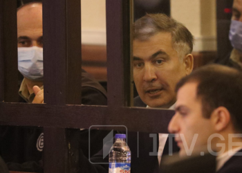 „შემეძლო უკრაინულად მელაპარაკა და თარჯიმანი უნდა მოგეყვანათ“ – სააკაშვილმა უკრაინელ ხალხს უკრაინულ ენაზე მიმართა