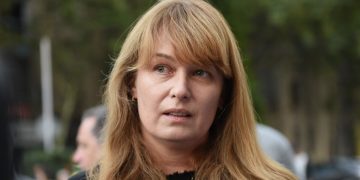 „მეტირება როდესაც ვფიქრობ მის განცდებზე“ – სანდრა რულოვსი