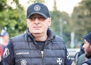 „წითელი ინტელიგეცია “ნიჭიერი ავაზაკები” და მოღალატეები იყვნენ, ხოლო სააკაშვილის “ბომონძღი” ასევე ავაზაკები და მოღალატეები, ოღონდ უნიჭოები და დებილები“ – სანდრო ბრეგაძე