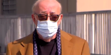 “არ აგარევინებთ” – პარლამენტთან აქცია დაიწყო