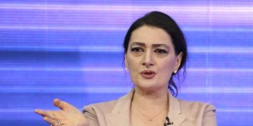 „ეს რა ვნახე, მორჩა ხელისუფლებავ, თქვენ დასრულდით!“ – თაკო ჩარკვიანი