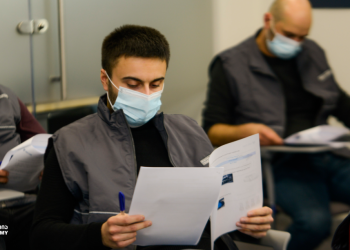 პირველი დიპლომირებული ავტომექანიკოსები საქართველოში