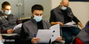 პირველი დიპლომირებული ავტომექანიკოსები საქართველოში